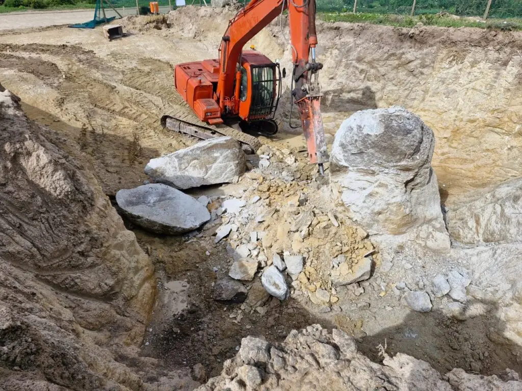 Rock Drilling and Breaking in Shark Bay